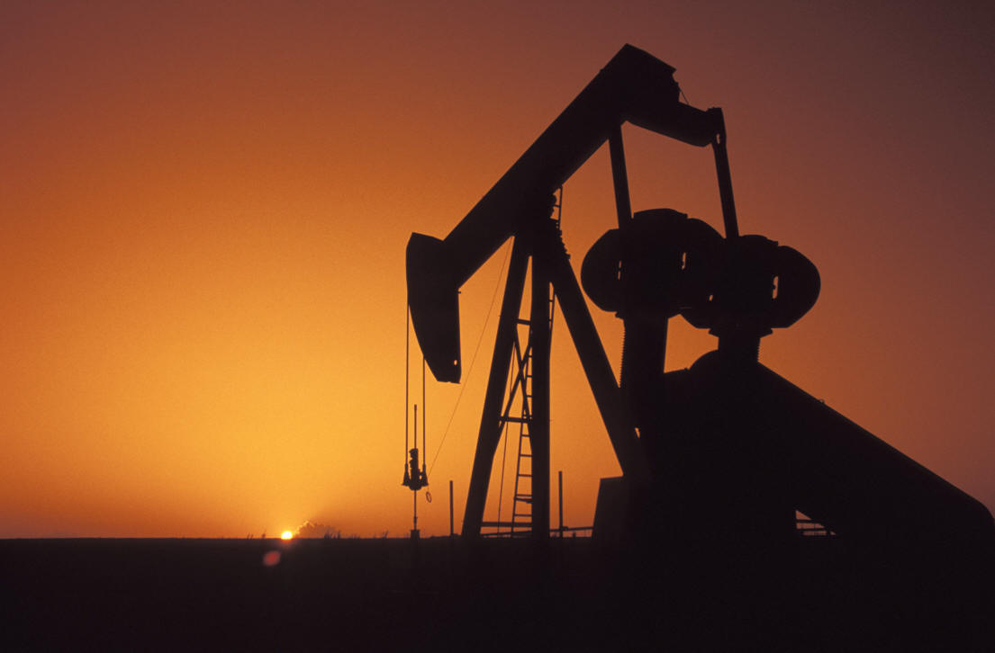 oil pump sunset.jpg