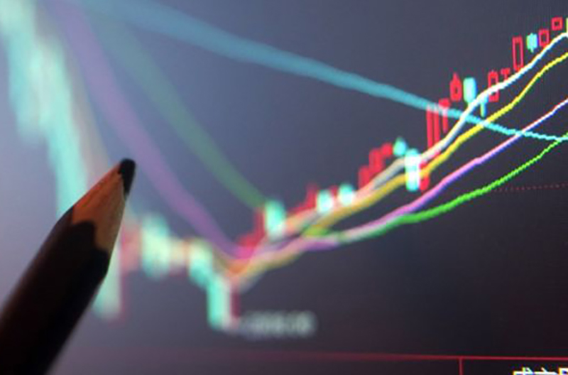 恒指杠杆产品献上满月礼成交首破10亿港元_