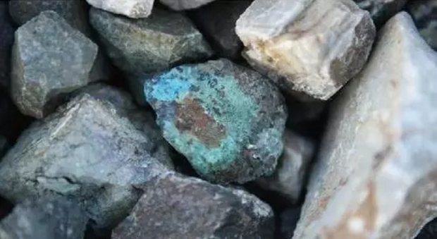 从路线之争,到整车、电池、稀有金属发布:彻底