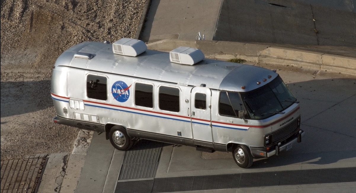 特斯拉Model X成NASA官方用车，将运送宇航员至发射台