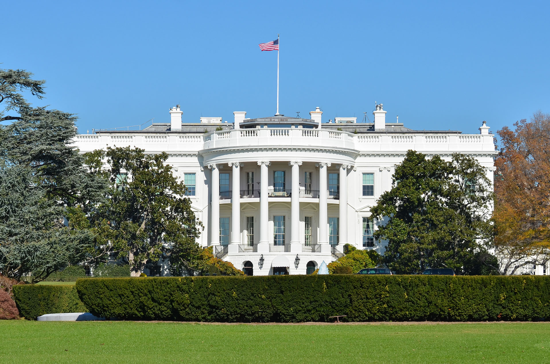 white-house-_-shutterstock1.jpg