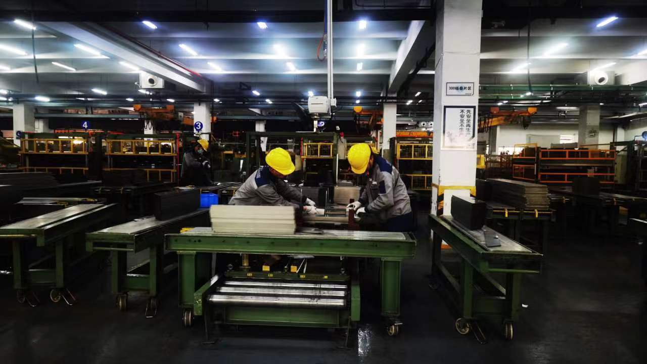 1642687242357369.jpg 工厂用钉钉.jpg