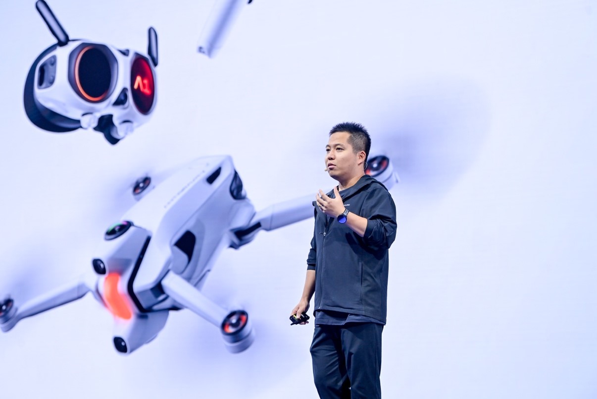 1765423803349038.jpg 刘靖康.jpg