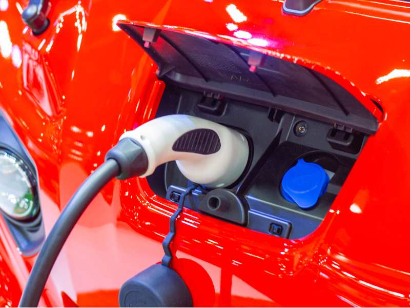 美股異動 | 新能源車中概股普漲 蔚來(NIO.US)漲5%