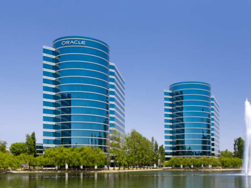 瑞銀:債務激增不足爲慮 甲骨文(ORCL.US)投資級評級“不太可能”遭下調