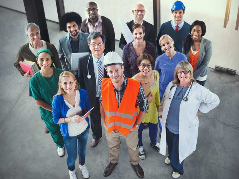 大摩:料内地物管板块持续分化 看好华润万象生活(01209)及绿城服务(02869)