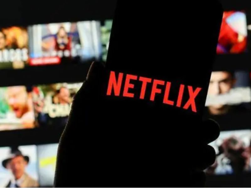 奈飞(NFLX.US)豪掷金“填内容”:改为全现金竞购华纳(WBD.US)、今年增加节目支出,Q1指引不及预期