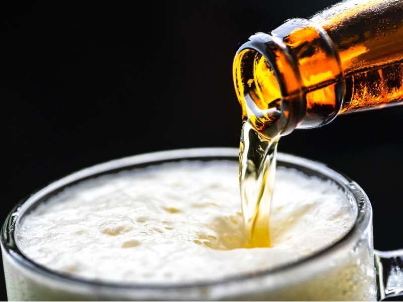 小摩:下调华润啤酒(00291)今明两年业绩预测 降目标价至38港元