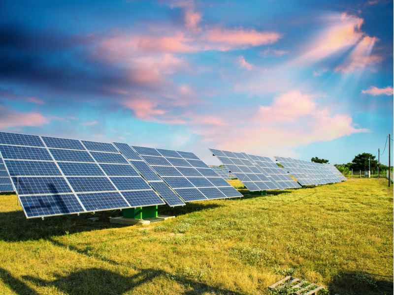 美股異動 | 太陽能板塊盤初大漲 晶科能源(JKS.US)漲超10%