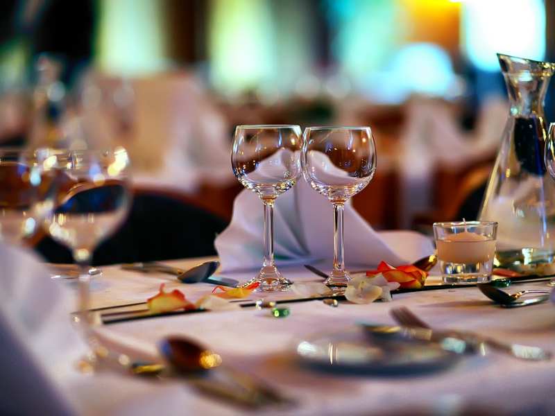 港股異動 | 萬州國際(00288)漲近3% 旗下史密斯菲爾德食品收購熱狗品牌Nathan‘s Famous