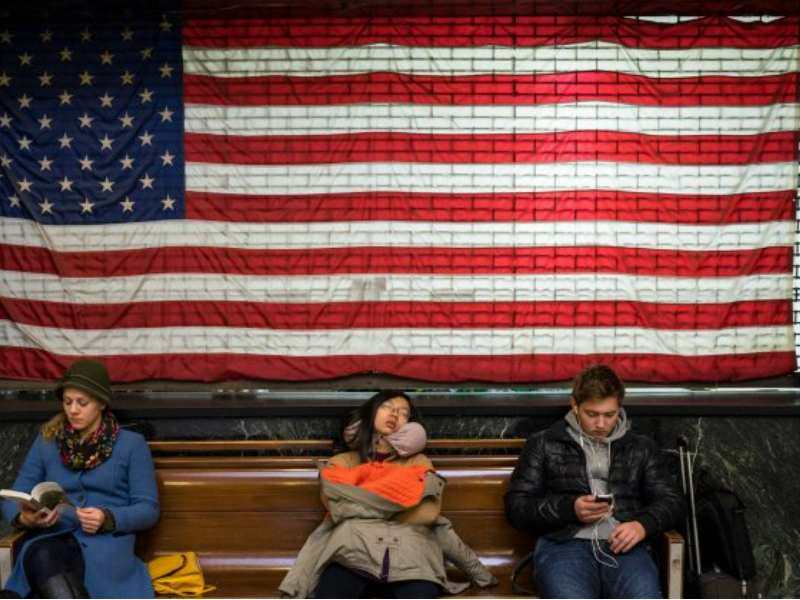 嘉信理財:美聯儲議息按兵不動 反映其決策仍以數據爲本