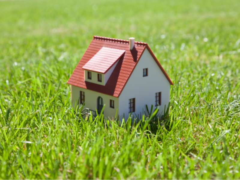 港股異動 | 內房股全線回落 富力地產(02777)跌超10% 機構指市場對放鬆三條紅線反應過度