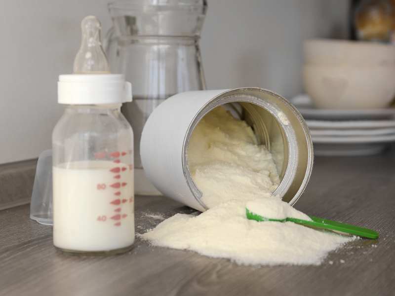 國投國際證券:下調澳優(01717)至“增持”評級 國內奶粉業務仍然承壓