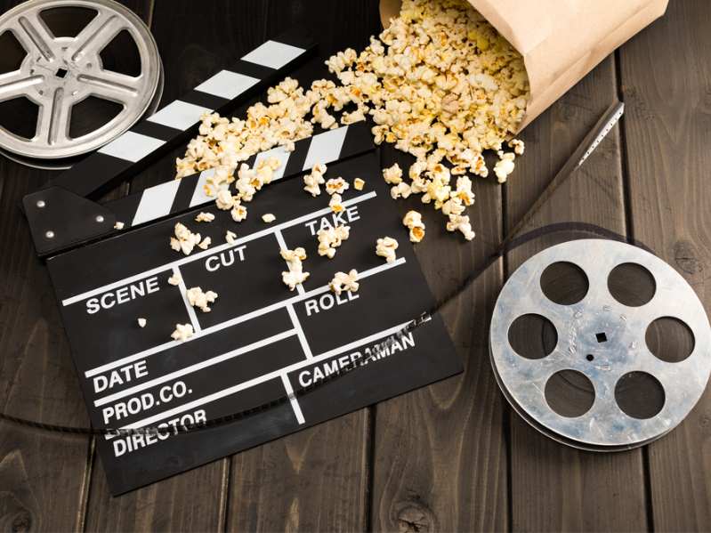 反擊“減少排片”質疑!奈飛(NFLX.US)聯席CEO:收購華納(WBD.US)只爲帶來更多大片