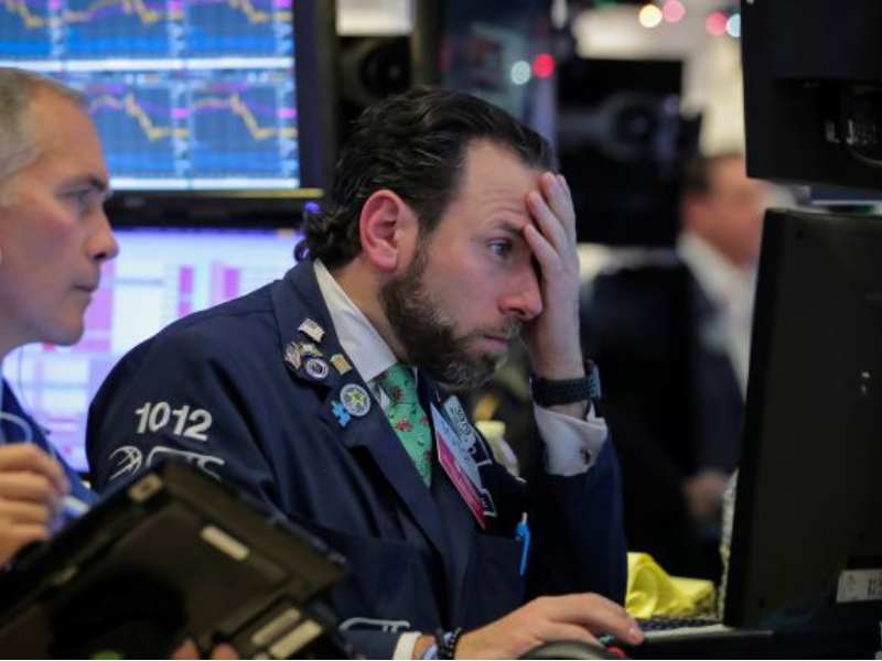 私募市場的“金絲雀時刻”?Blue Owl(OWL.US)限贖引發流動性擔憂,股價創兩年多來新低