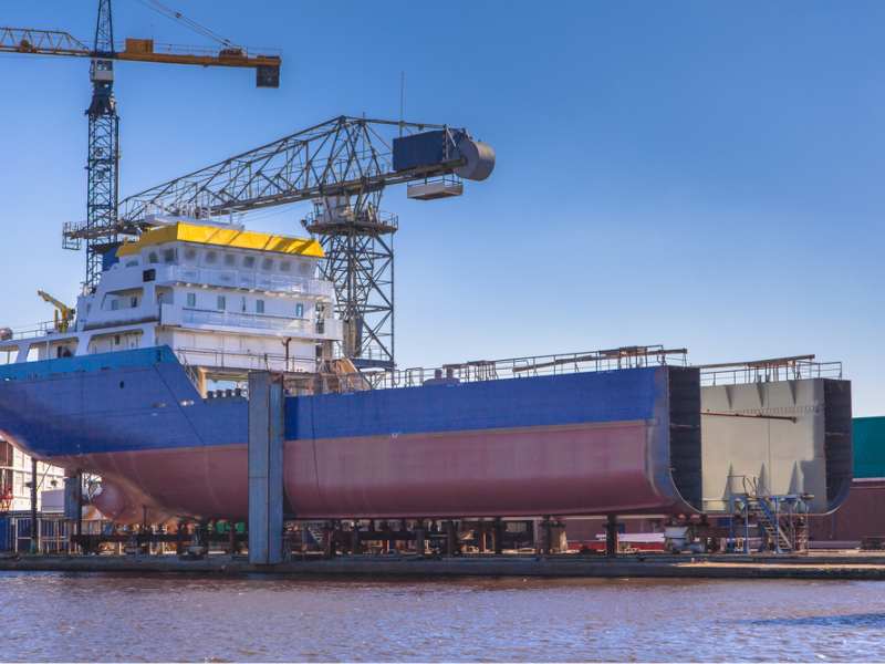 港股異動 | 中船防務(00317)早盤漲超5% 商務部將三菱造船株式會社等20家日本實體列入出口管制管控名單