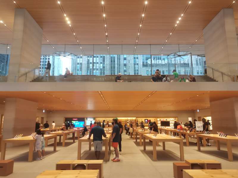 iPhone 17e 匯通達網絡(09878)“居家運通”同步首發