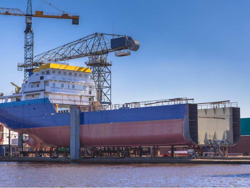 小摩:中东局势致船费处结构性高位 重申对中远海能(01138)“增持”评级