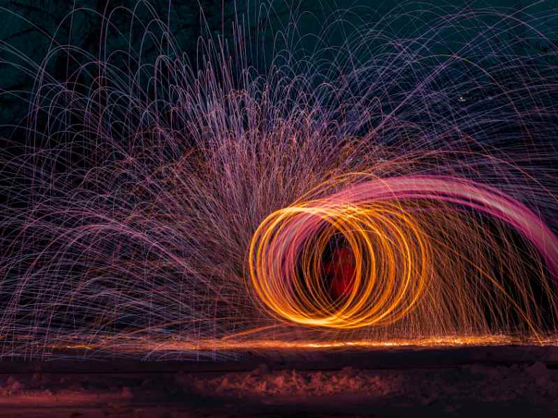 尚德机构(STG.US)2025年营收20.2亿元,净利润3.66亿元,连续19季度盈利