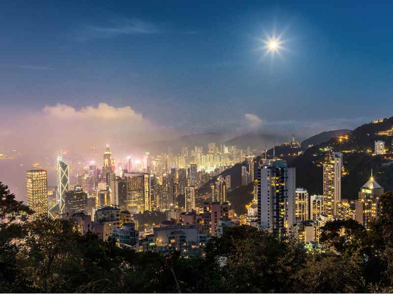 港交所:国际企业扎堆赴港上市 香港全球金融中心地位进一步巩固