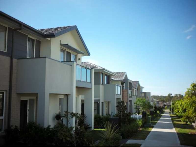 華創證券:維持綠城中國(03900)“推薦”評級 目標價12.3港元