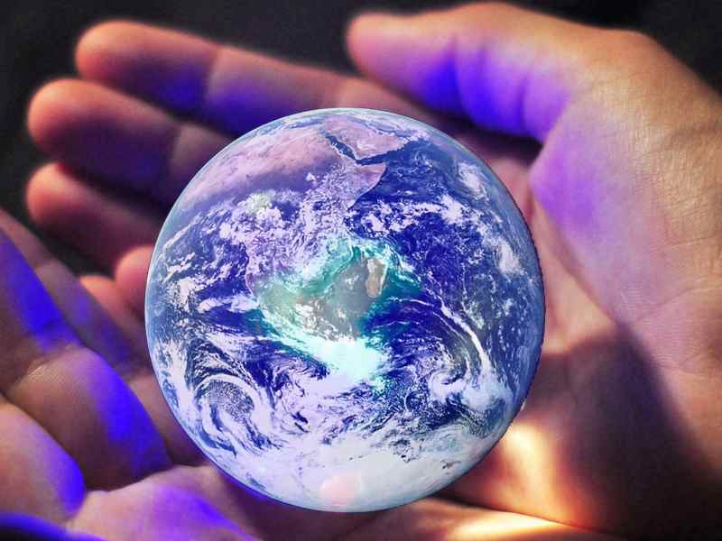 港股异动 | 宁德时代(03750)跌超5% 据报公司考虑在港配股融资最高50亿美元