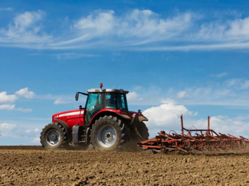 從“農業特斯拉”到賣身巨頭:傳卡特彼勒(CAT.US)已完成收購自動駕駛電動拖拉機初創Monarch Tractor