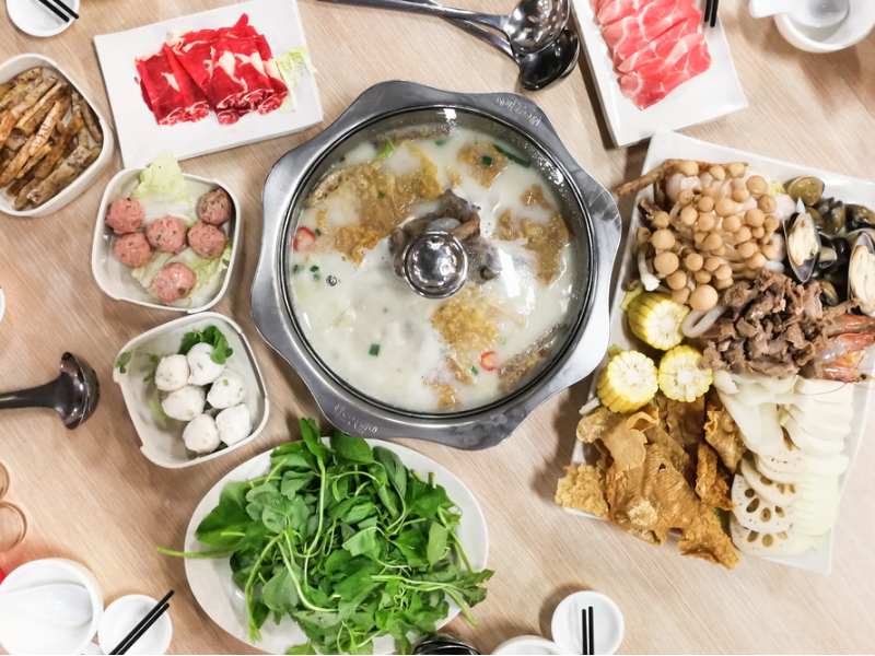 國金證券:維持鍋圈(02517)“買入”評級 鄉鎮門店穩健擴張