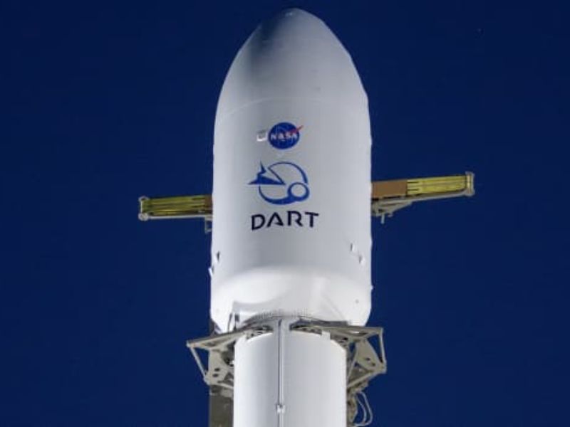 SpaceX(SPCX.US)750億美元創紀錄IPO登場:暗盤看漲難掩小流通盤隱憂 馬斯克距萬億身家一步之遙